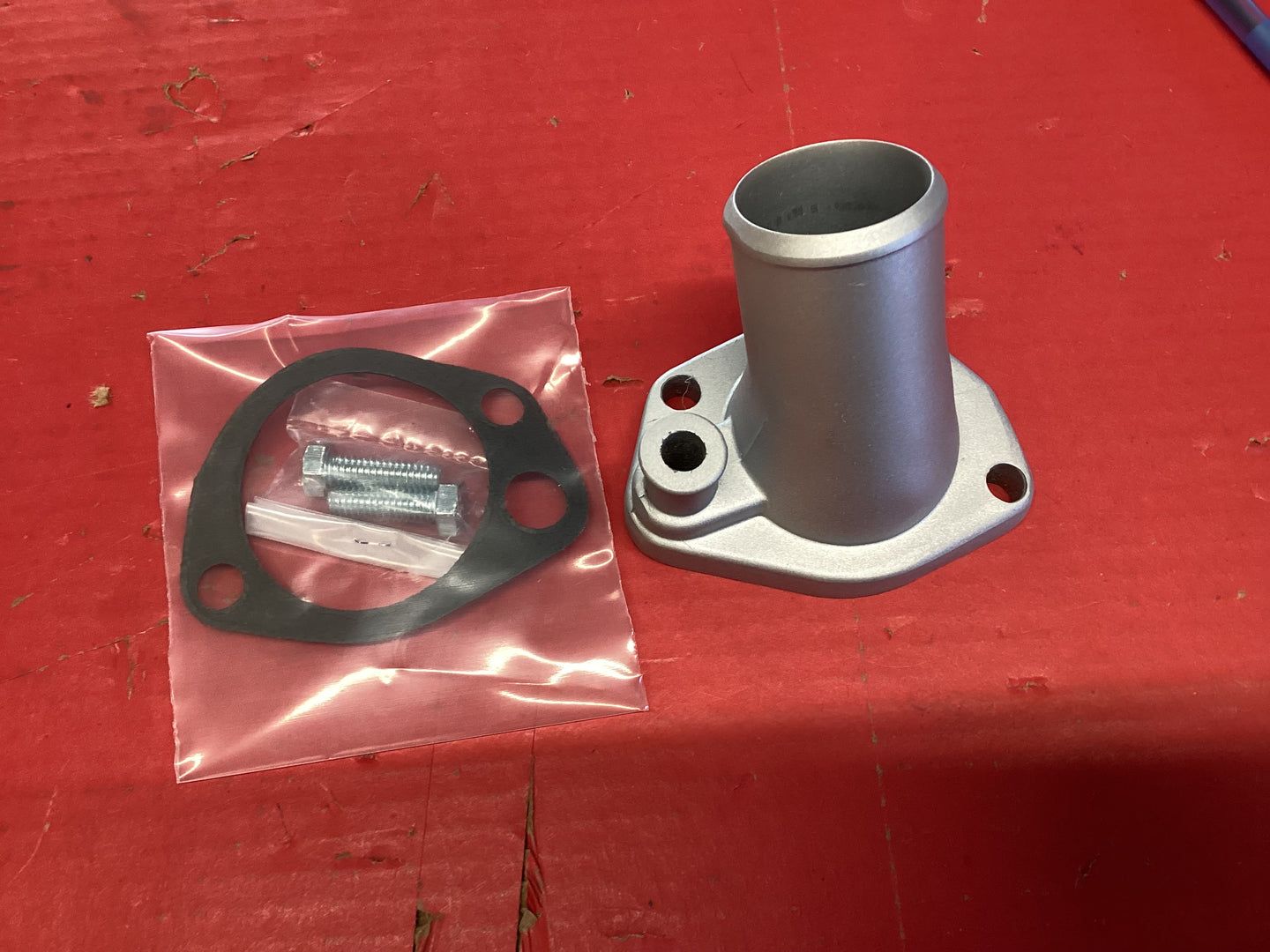 Mustang 1964-1973 Thermostat Housing with Bolts & Gasket