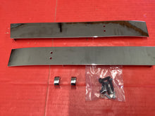 Load image into Gallery viewer, MUSTANG FASTBACK 1967-1968 Interior Rear Quarter Chrome Vent Slides
