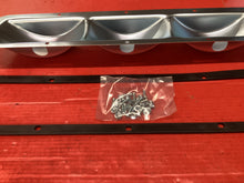 Load image into Gallery viewer, SHELBY 1968  LIGHT HOUSINGS PAIR C8ZX-13434
