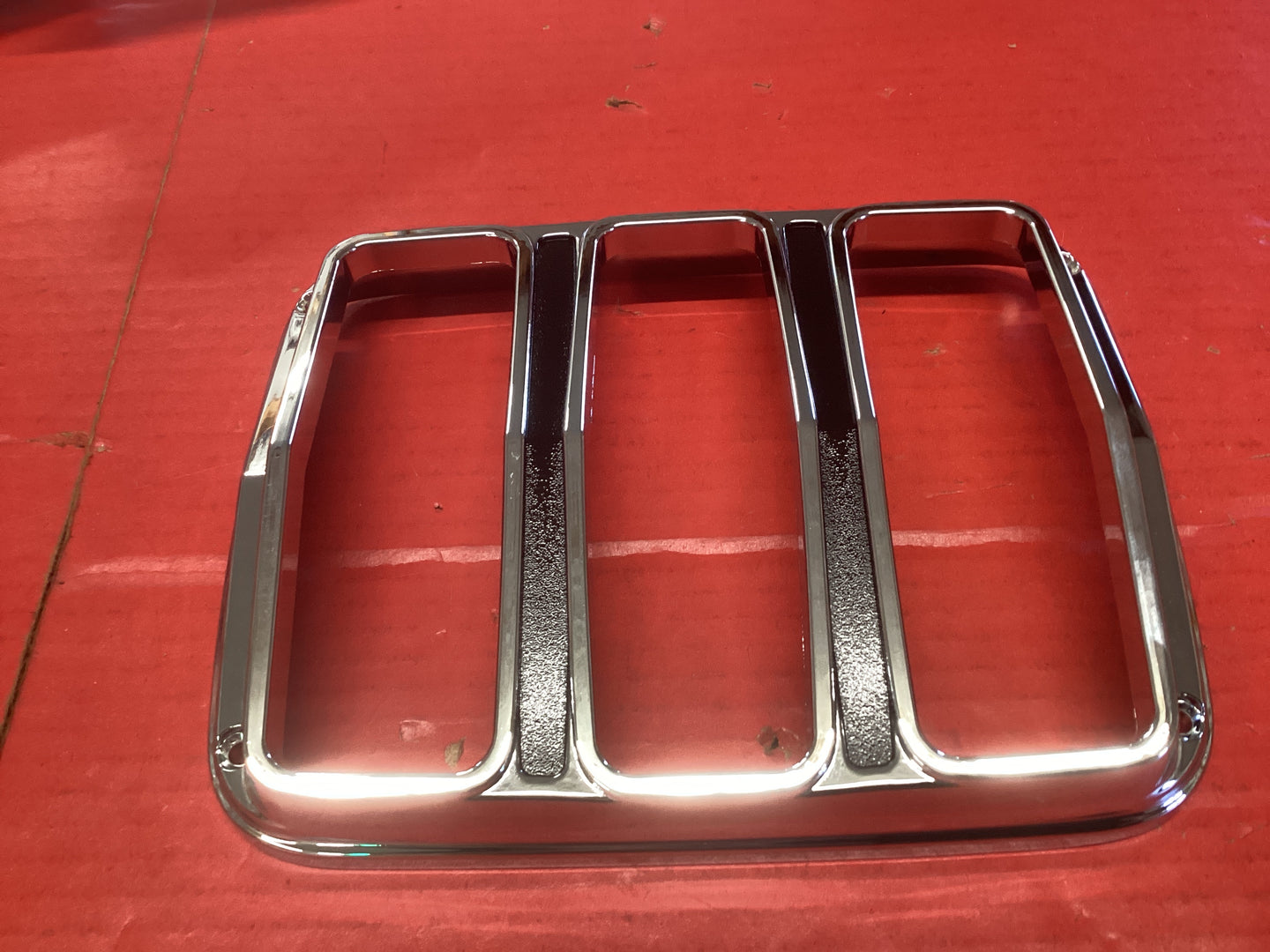 MUSTANG 1965-1966 CHROME TAIL LIGHT BEZELS FIT RIGHT OR LEFT
