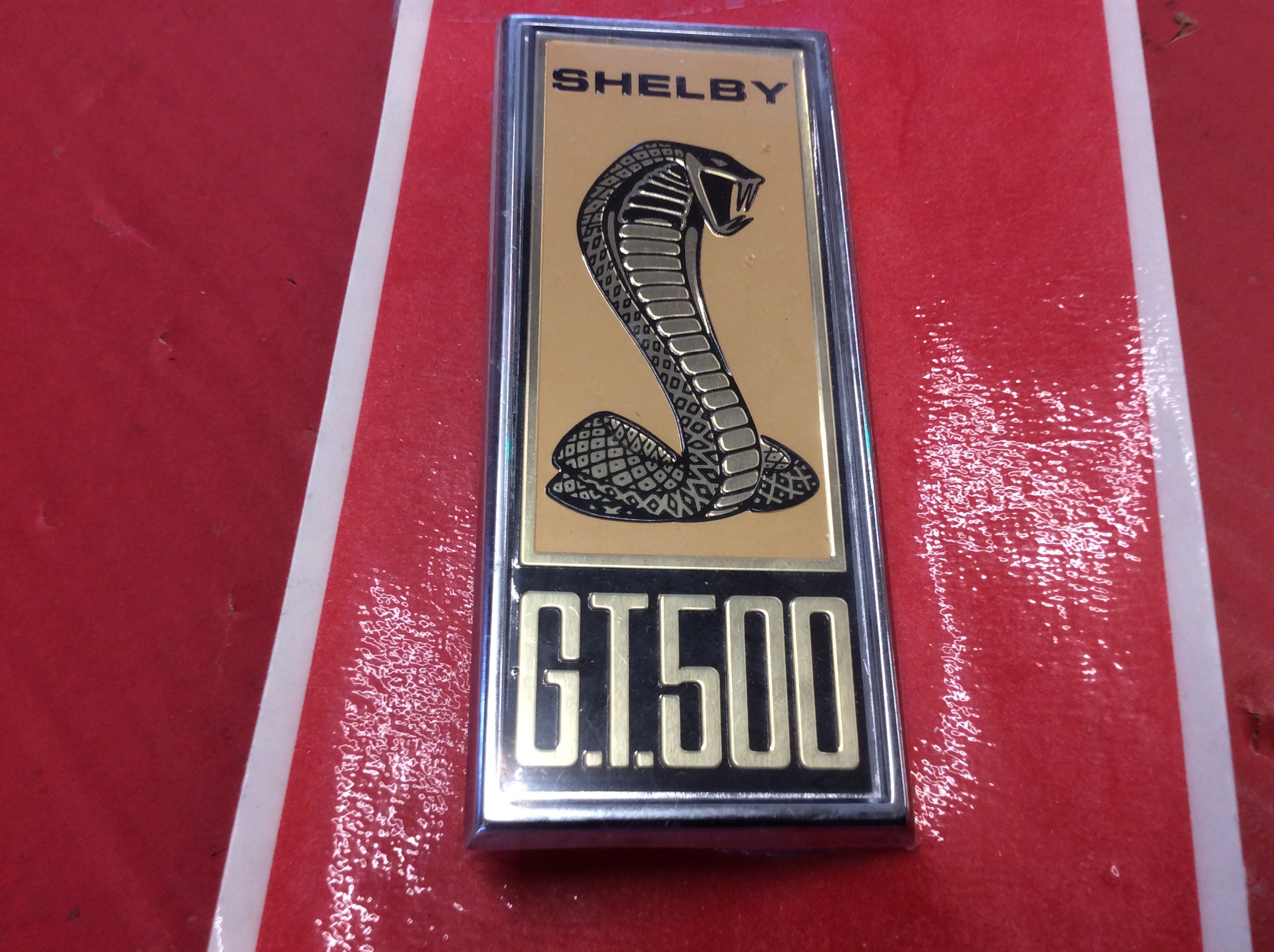 Shelby 1967 GT500 Front Fender Emblem S7MS-16098-B – Dad's